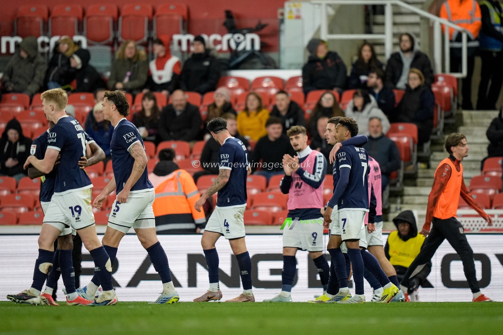 Josh Coburn of Millwall celebrates his goal to make it  1-3 during the Sky Bet Championship match Stoke City vs Millwall at Bet365 Stadium, Stoke On Trent, United Kingdom on 21 April 2026

(Photo by Maynard Manyowa/News Images)