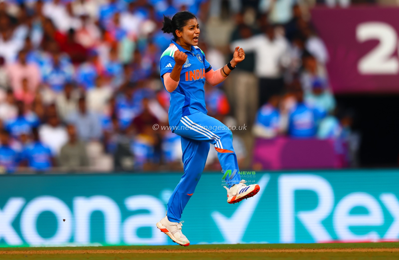 Amanjot Kaur of India takes the wicket of Ellyse Perry of Australia and celebrates during the ICC Women's ODI Cricket World Cup Semi Final match India vs Australia at Dr. D.Y. Patil Sports Academy, Navi Mumbai, India, 30th October 2025

(Photo by Shubhajit Roy Karmakar/News Images)