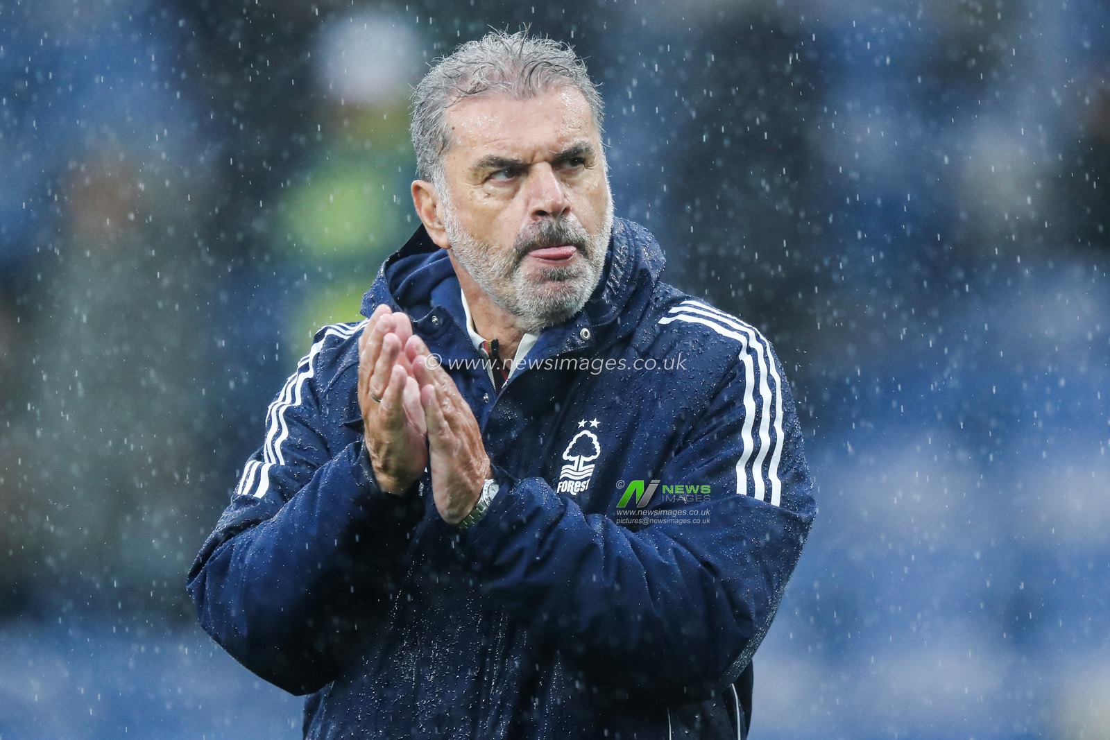 Ange Postecoglou manager of Nottingham Forest claps fans after the full time whistle after the Premier League match Burnley vs Nottingham Forest at Turf Moor, Burnley, United Kingdom, 20th September 2025

(Photo by Jorge Horsted/News Images)