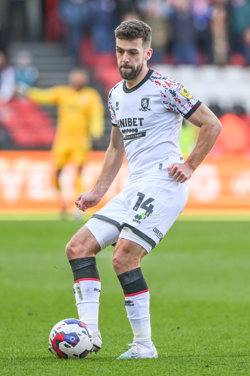 Tommy Smith #14 of Middlesbrough in action during the game during the Sky Bet Championship match Bristol City vs Middlesbrough at Ashton Gate, Bristol, United Kingdom, 10th April 2023

(Photo by Craig Thomas/News Images)