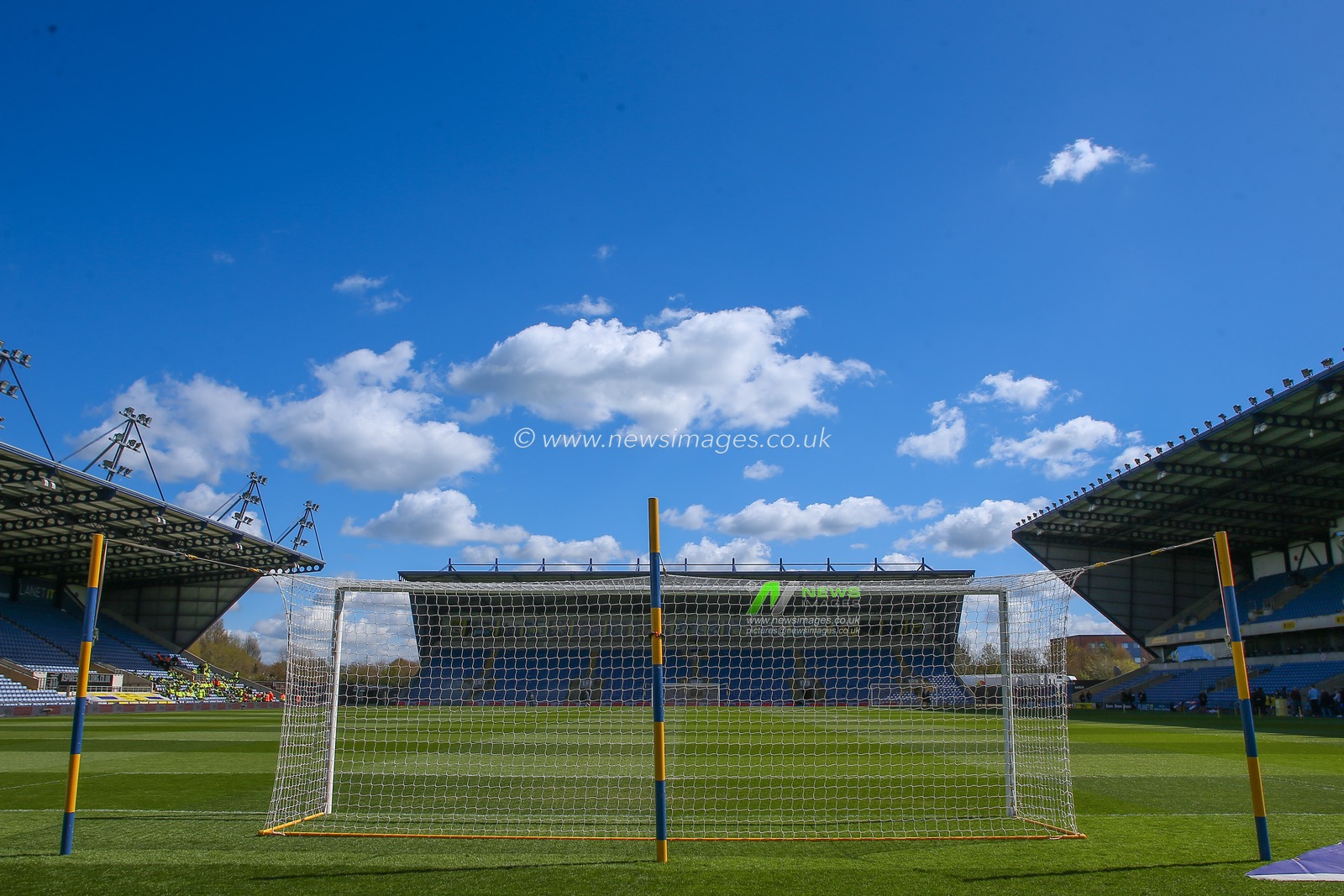 A general view inside of the Kassam Stadium, home of Oxford United ahead of the Sky Bet League 1 match Oxford United vs Sheffield Wednesday at Kassam Stadium, Oxford, United Kingdom, 7th April 2023

(Photo by Gareth Evans/News Images)