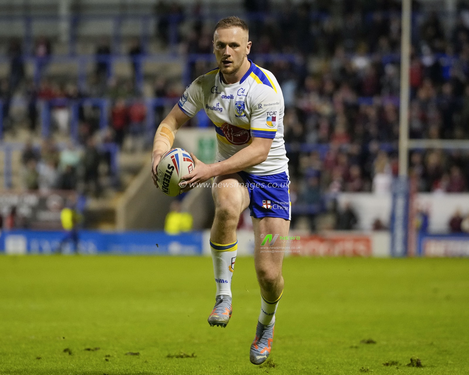 Ben Currie #11 of Warrington Wolves during the Betfred Super LeagueRound 12 match Warrington Wolves vs Hull KR at Halliwell Jones Stadium, Warrington, United Kingdom, 12th May 2023

(Photo by Steve Flynn/News Images)
