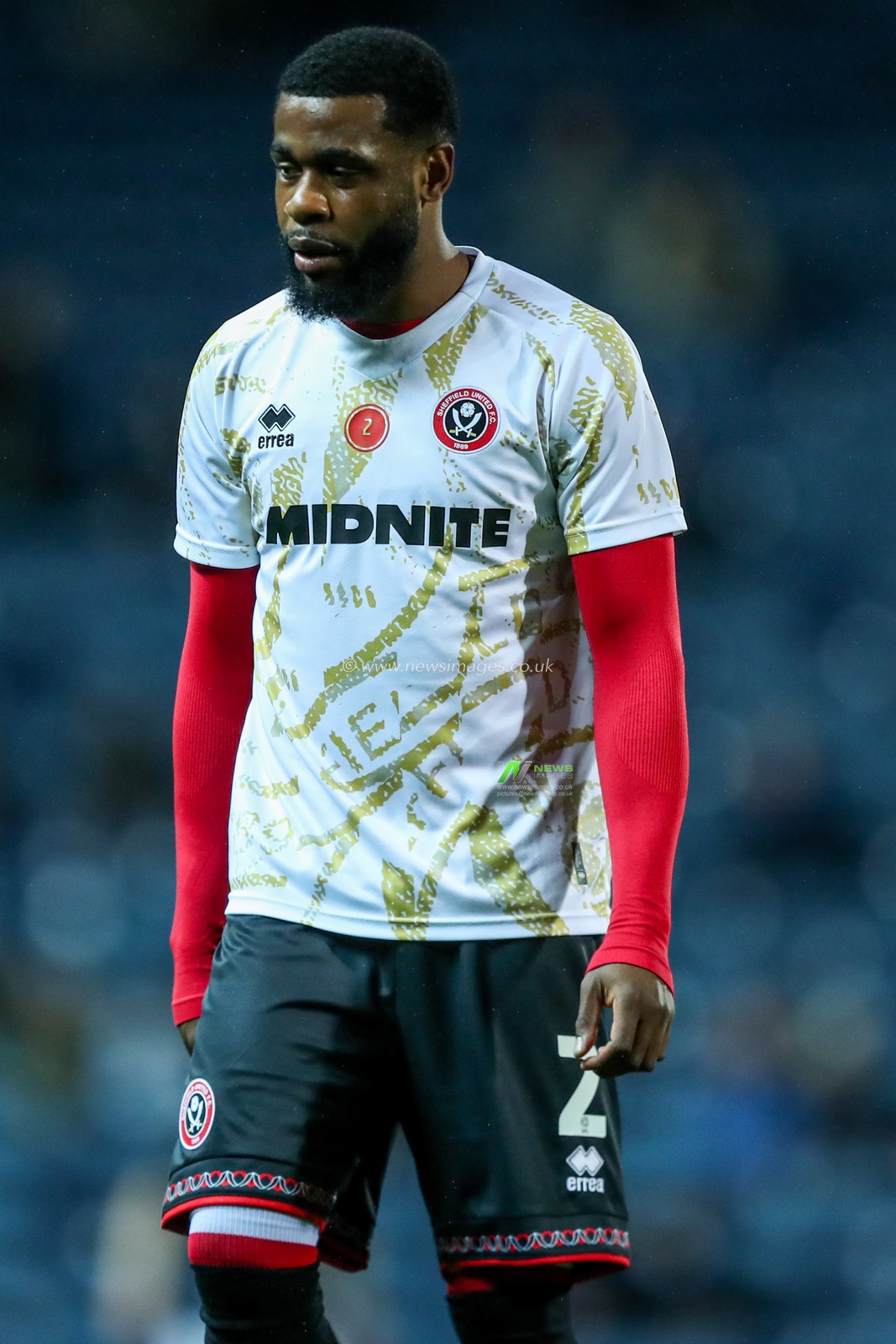 Japhet Tanganga of Sheffield United warms up ahead of the Sky Bet Championship match Blackburn Rovers vs Sheffield United at Ewood Park, Blackburn, United Kingdom, 21st October 2025

(Photo by Jorge Horsted/News Images)