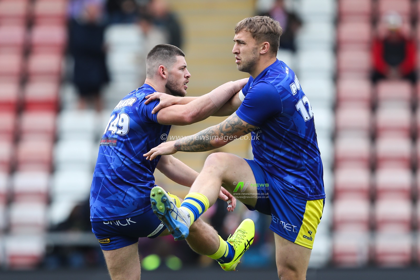 Sam Powell of Warrington Wolves during the pre-game warm up ahead of the Betfred Super League Round 8 match Leigh Leopards vs Warrington Wolves at Leigh Sports Village, Leigh, United Kingdom, 19th April 2025

(Photo by Gareth Evans/News Images)
