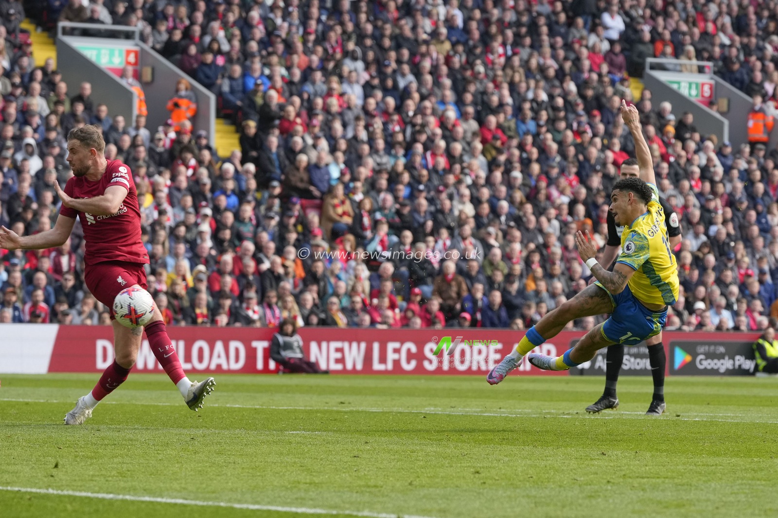 Morgan Gibbs-White #10 of Nottingham Forest scores to make it 2-2 during the Premier League match Liverpool vs Nottingham Forest at Anfield, Liverpool, United Kingdom, 22nd April 2023

(Photo by Steve Flynn/News Images)