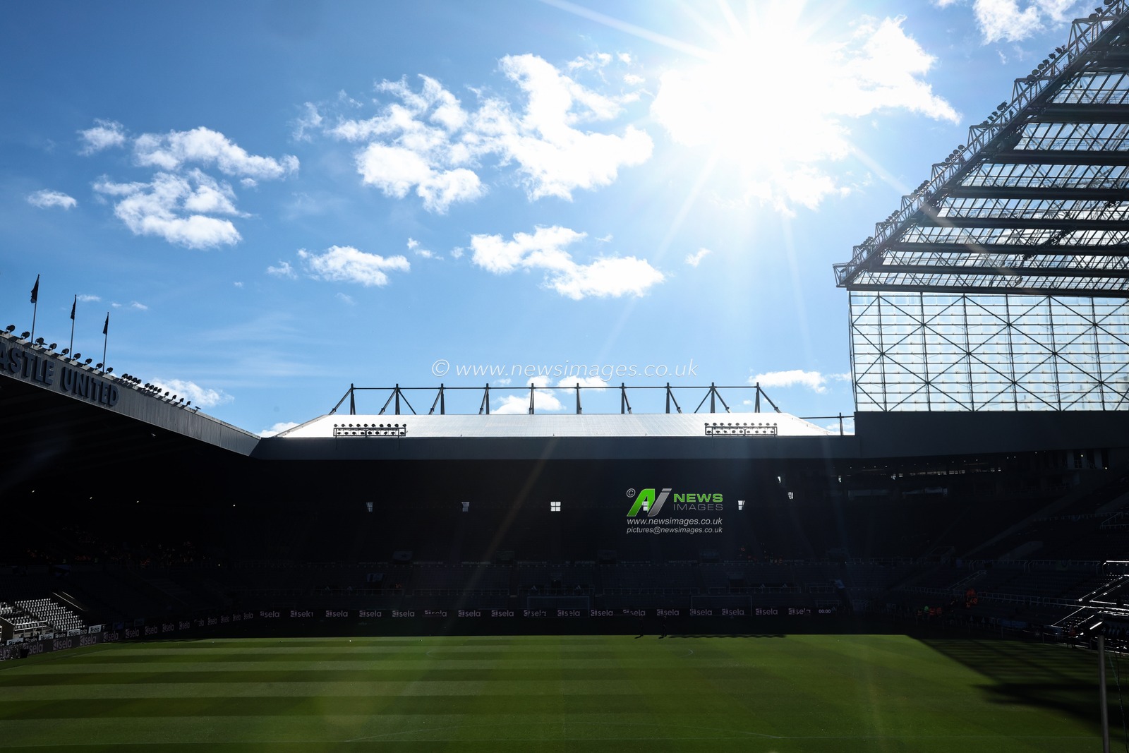 A general view of St Jamesâ€™ Park ahead of the Emirates FA Cup 5th Round Newcastle United vs Brighton and Hove Albion at St. James's Park, Newcastle, United Kingdom, 2nd March 2025

(Photo by Mark Cosgrove/News Images)