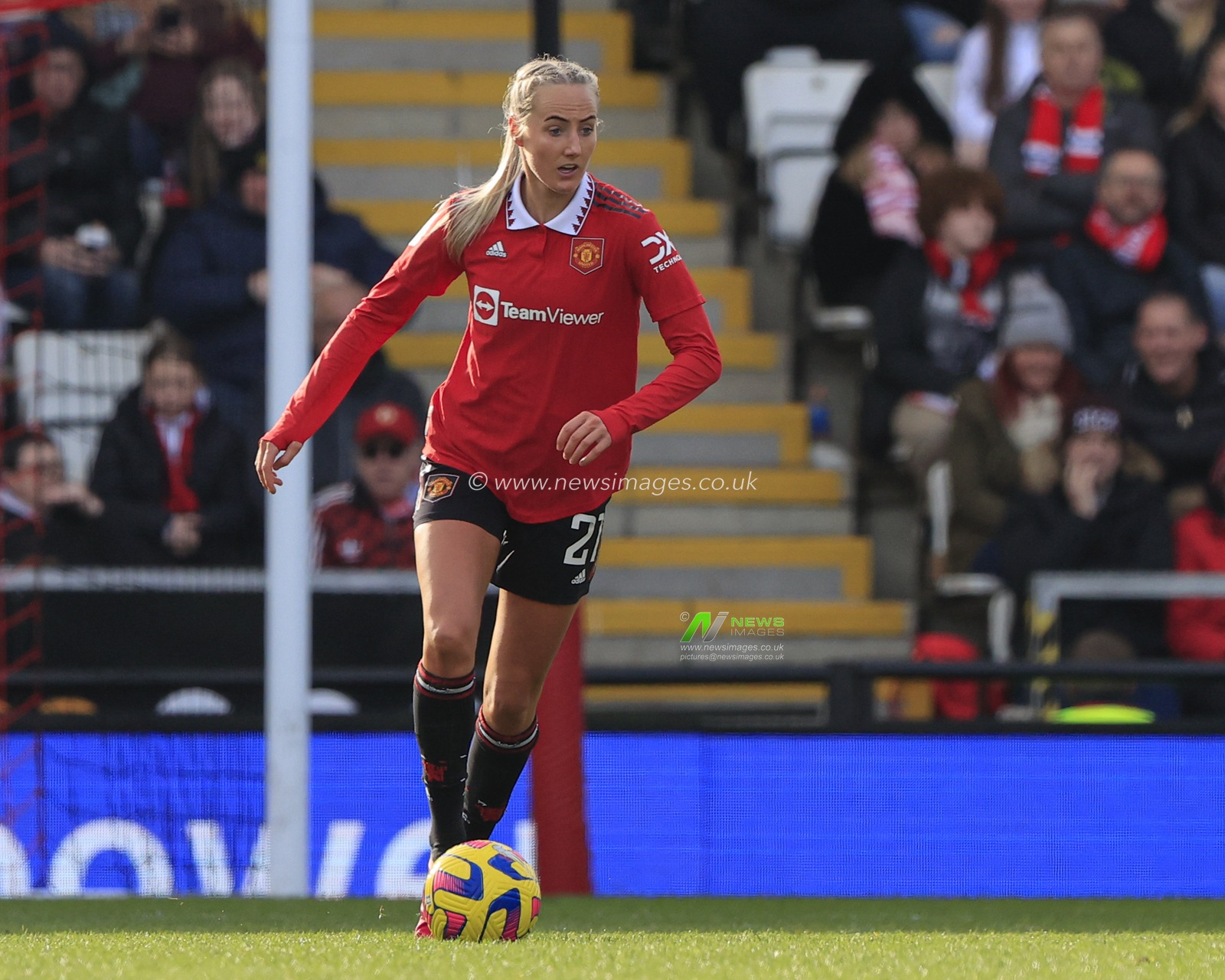 Millie Turner #21 of Manchester United in action during the The FA Women's Super League match Manchester United Women vs Everton Women at Leigh Sports Village, Leigh, United Kingdom, 5th February 2023

(Photo by Conor Molloy/News Images)