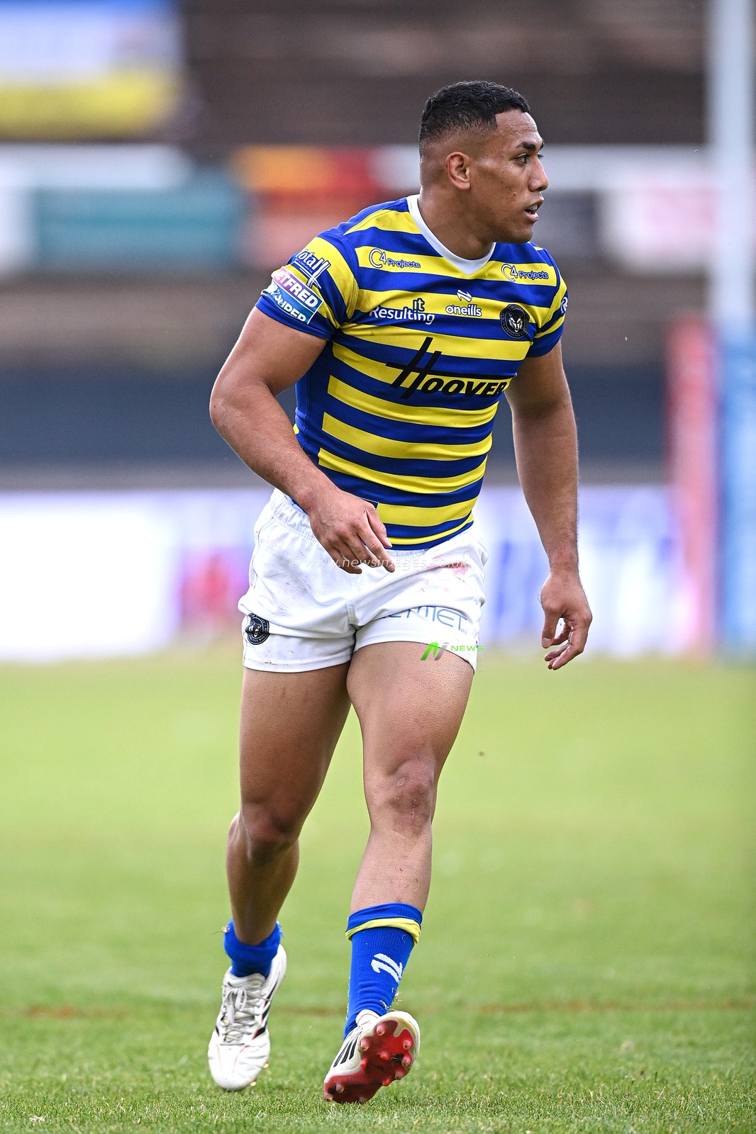 Albert Hopoate of Warrington Wolves during the Betfred Super League round 22 match Bradford Bulls vs Warrington Wolves at Odsal Stadium, Bradford, United Kingdom on 08 August 2026

(Photo by Ben Roberts/News Images)