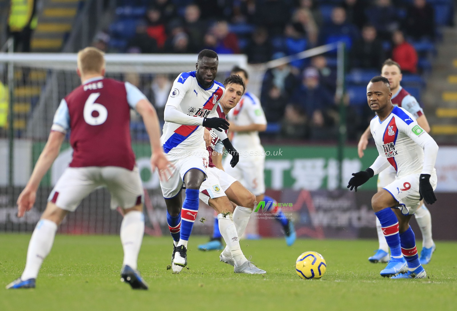 30th November 2019, Turf Moor, Burnley, England; Premier League, Burnley v Crystal Palace : Cheikhou Kouyate (8) of Crystal Palace runs for the loose ball

Credit: Conor Molloy/News Images