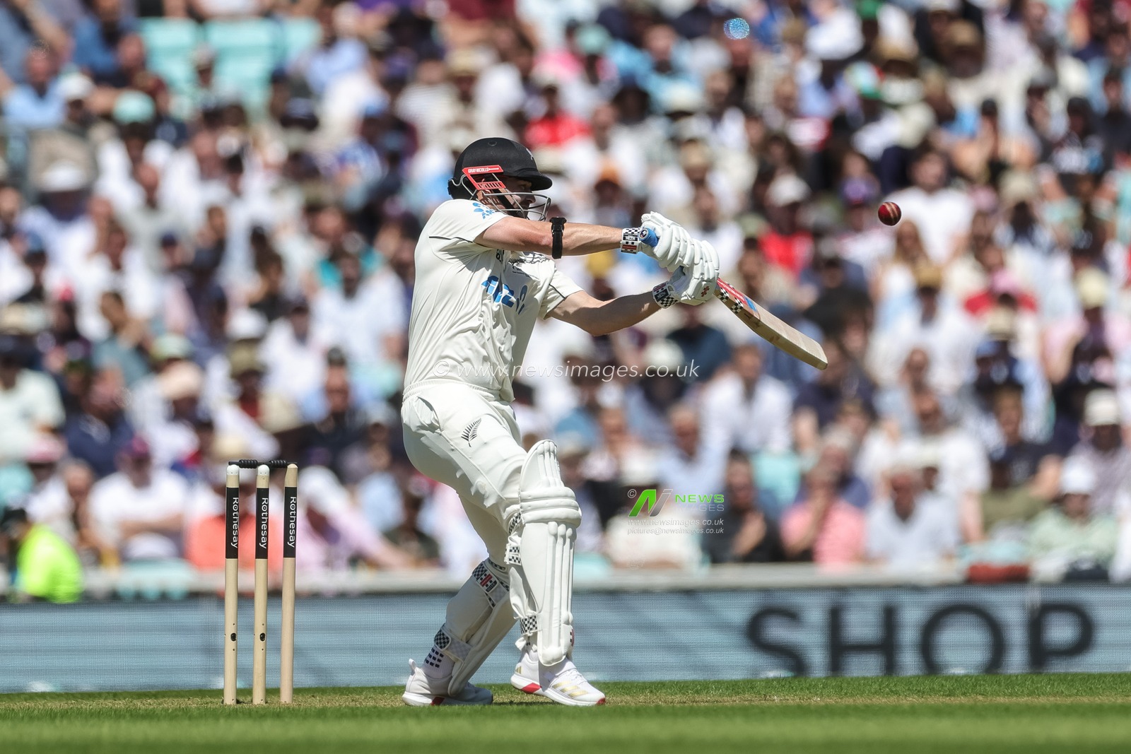 Henry Nicholls of New Zealand hits a four during the 2nd Rothesay Test Match Day 1 match England vs New Zealand at The Kia Oval, London, United Kingdom on 17 June 2026

(Photo by Mark Cosgrove/News Images)