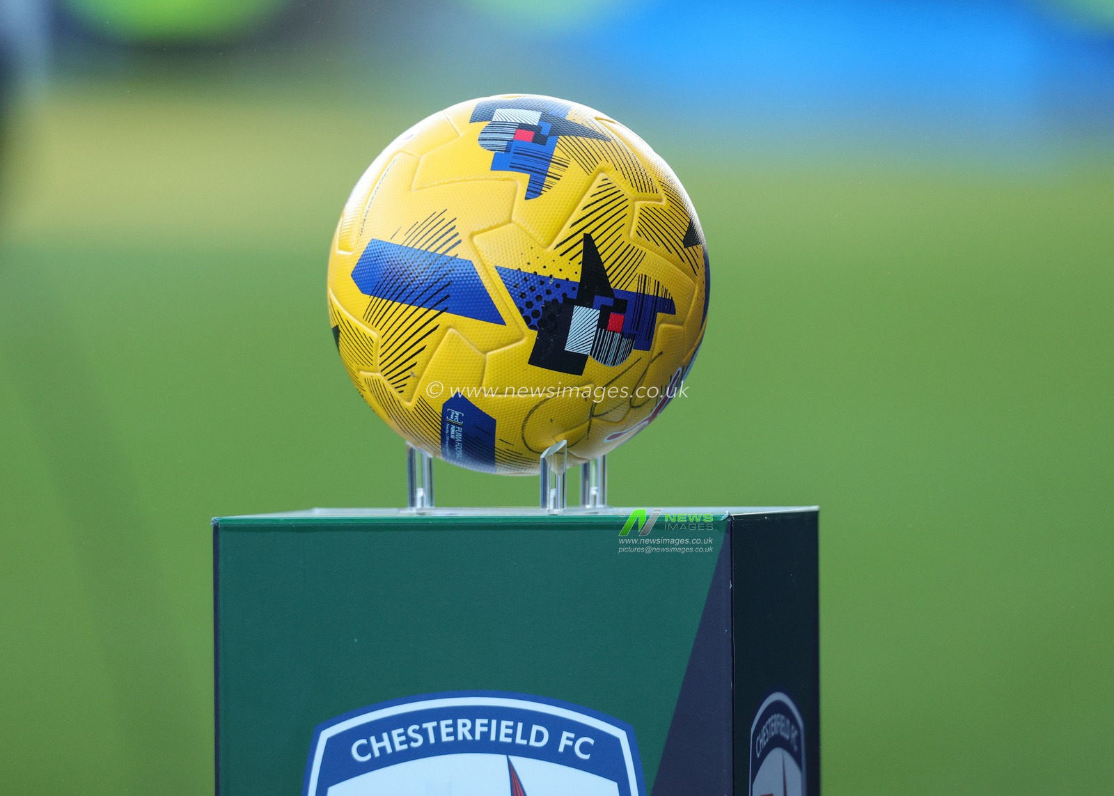 Match Ball during the Sky Bet League 2 match Chesterfield vs Notts County at SMH Group Stadium, Chesterfield, United Kingdom, 26th December 2025

(Photo by Richard Bierton/News Images)

*** GER AUT SUI OUT ***