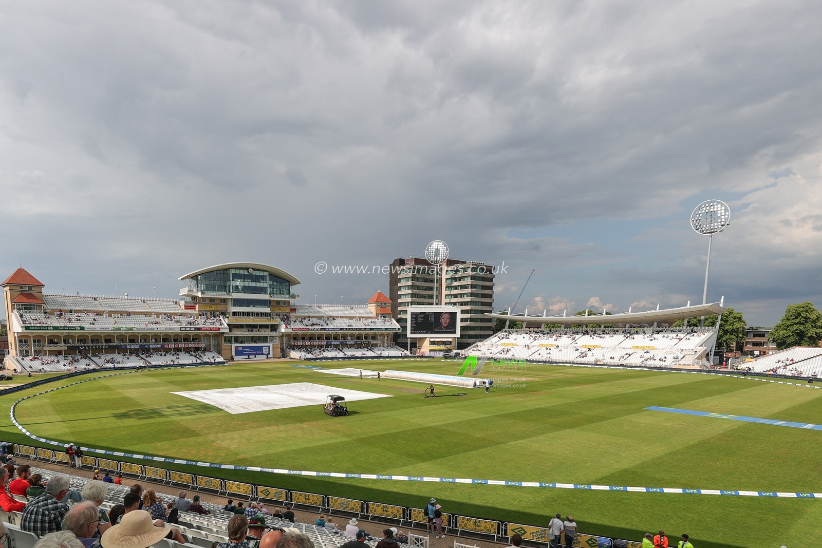 Ground staff prepare the pitch after the rain stops during the Metro Bank Women's Ashes 2023 match England vs Australia at Trent Bridge, Nottingham, United Kingdom, 22nd June 2023

(Photo by Mark Cosgrove/News Images)