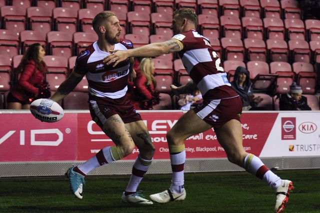 Betfred Super League Super 8s Semi-Final Wigan Warriors v Wigan Warriors v Castleford Tigers