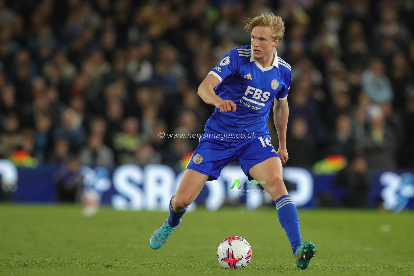 Victor Kristiansen #16 of Leicester City in action during the Premier League match Leeds United vs Leicester City at Elland Road, Leeds, United Kingdom, 25th April 2023

(Photo by James Heaton/News Images)