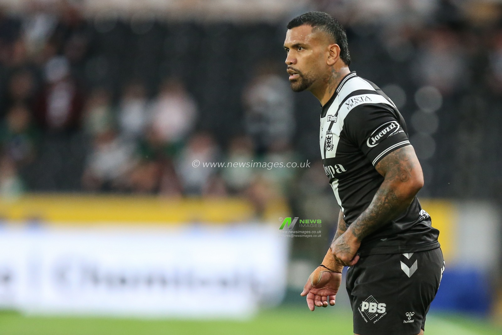 Manu Ma'u #12 of Hull FC during the game