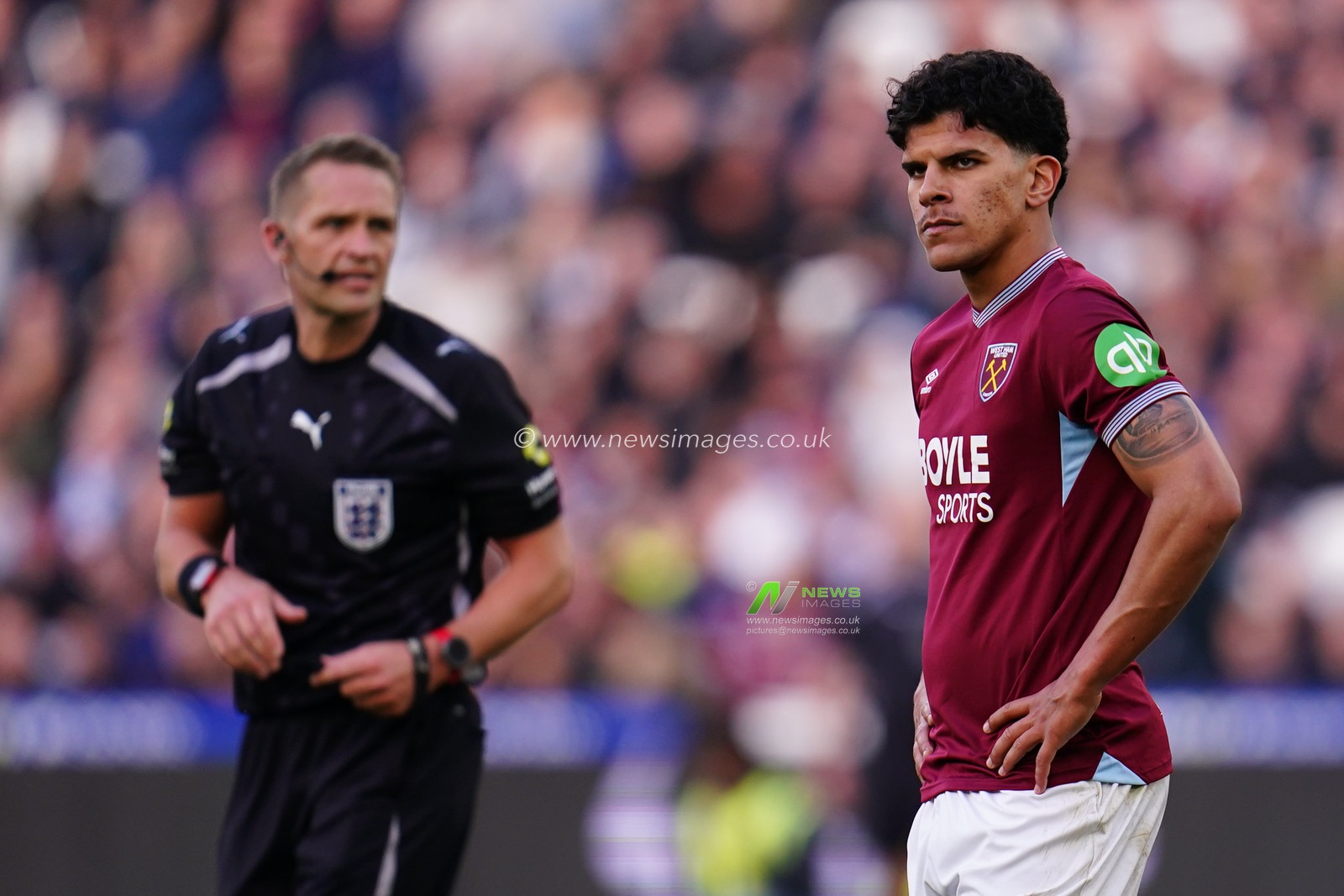 Mateus Fernandes of West Ham United during the Emirates FA Cup Quarter-Final match West Ham United vs Leeds United at London Stadium, London, United Kingdom on 04 April 2026

(Photo by Harvey Murphy/News Images)