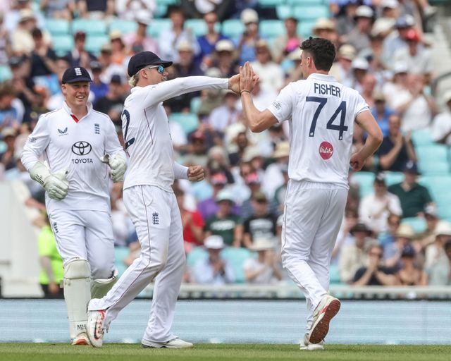 Matthew Fisher of England celebrates the wicket of Kyle Jamieson of New Zealand during the 2nd Rothesay Test Match Day 4 match England vs New Zealand at The Kia Oval, London, United Kingdom on 20 June 2026

(Photo by Mark Cosgrove/News Images)
