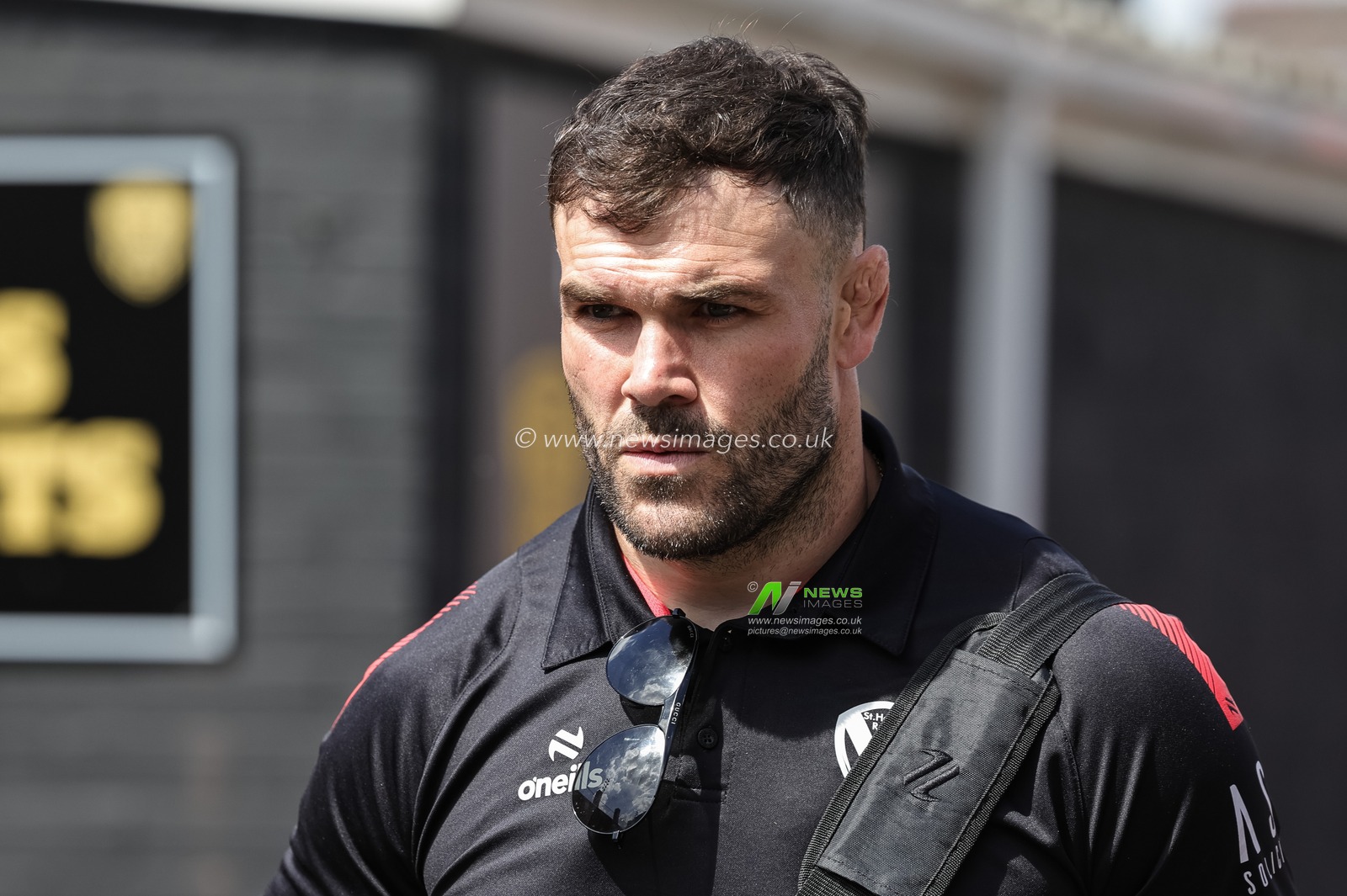 Alex Walmsley of St Helens R.F.C. arrives during the Betfred Super League round 12 match Castleford Tigers vs St Helens at OneBore Stadium, Castleford, Untied Kingdom on 23 May 2026

(Photo by Mark Cosgrove/News Images)