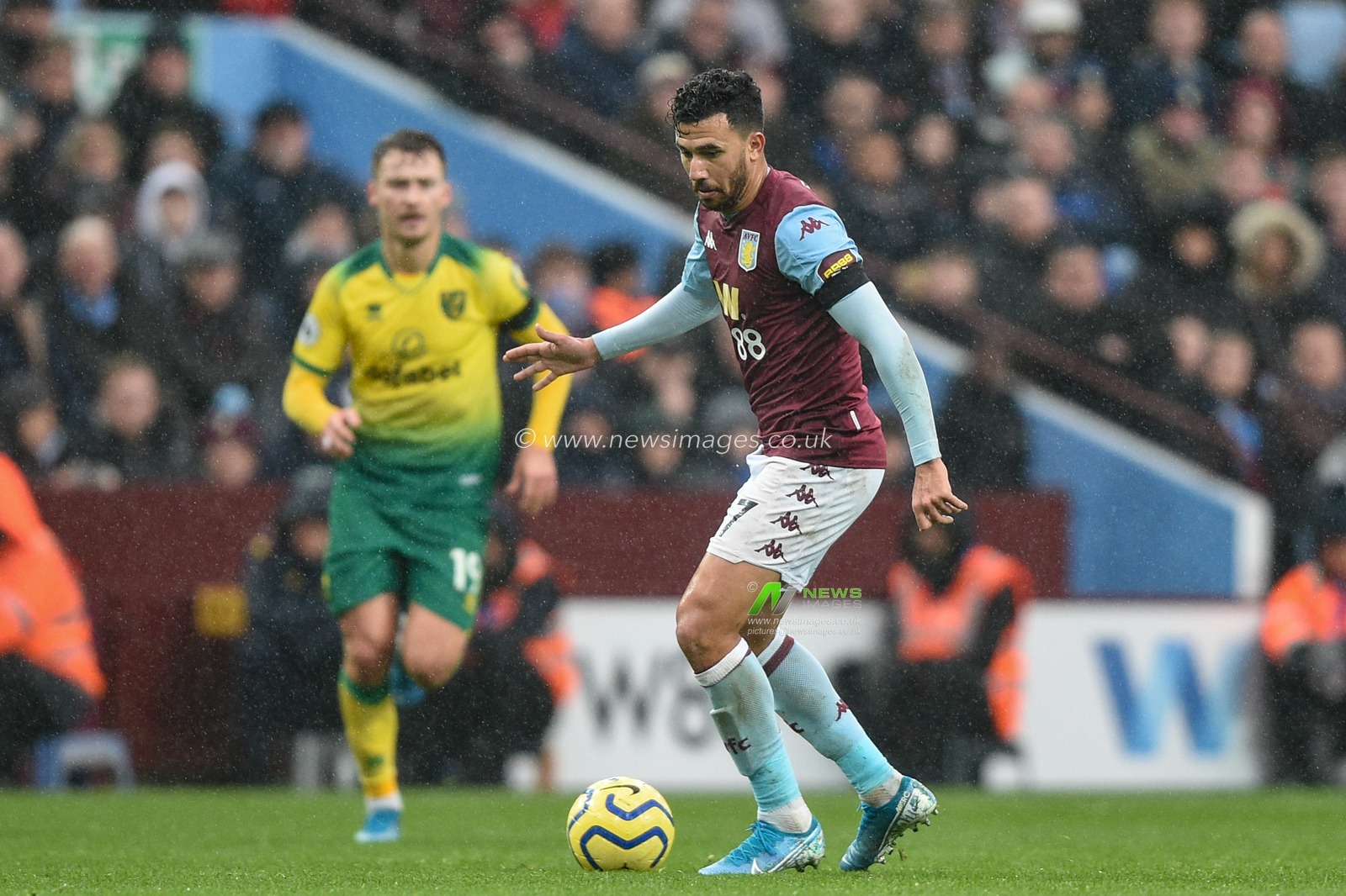 26th December 2019, Villa Park, Birmingham, England; Premier League, Aston Villa v Norwich City : Mahmoud Hassan (17) of Aston Villa in action during the game

Credit: Richard Long/News Images
