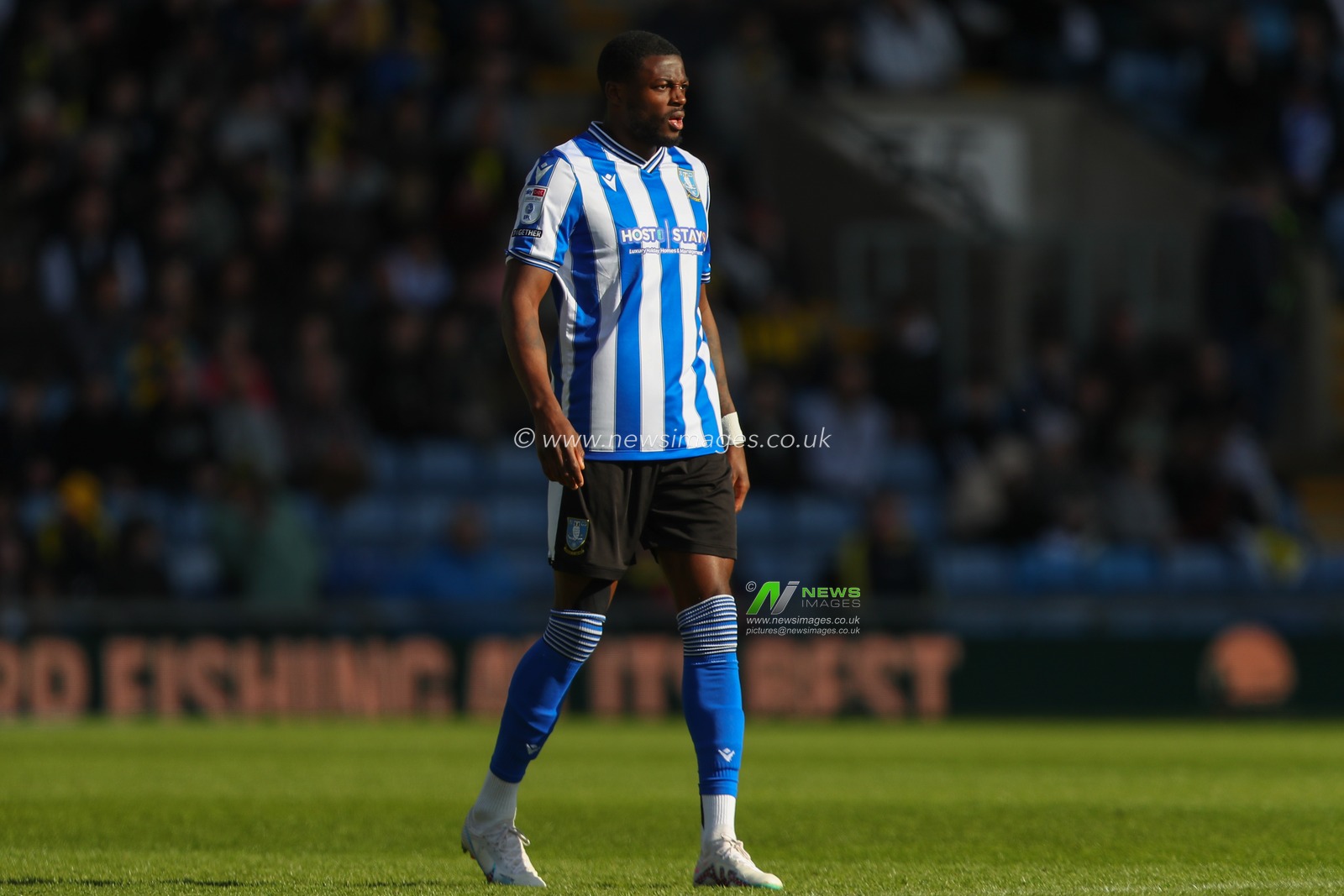Dominic Iorfa #6 of Sheffield Wednesday during the Sky Bet League 1 match Oxford United vs Sheffield Wednesday at Kassam Stadium, Oxford, United Kingdom, 7th April 2023

(Photo by Gareth Evans/News Images)