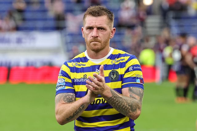 Marc Sneyd of Warrington Wolves applauds the fans during the Betfred Super League Magic Weekend match Leigh Leopards vs Warrington Wolves at Hill Dickinson Stadium, Liverpool, United Kingdom on 04 July 2026

(Photo by Mark Cosgrove/News Images)