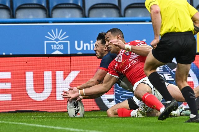 Matty Ashton of England goes over for a try during the Rugby League International match England vs Tonga at John Smith's Stadium, Huddersfield, United Kingdom, 28th October 2023

(Photo by Craig Thomas/News Images)