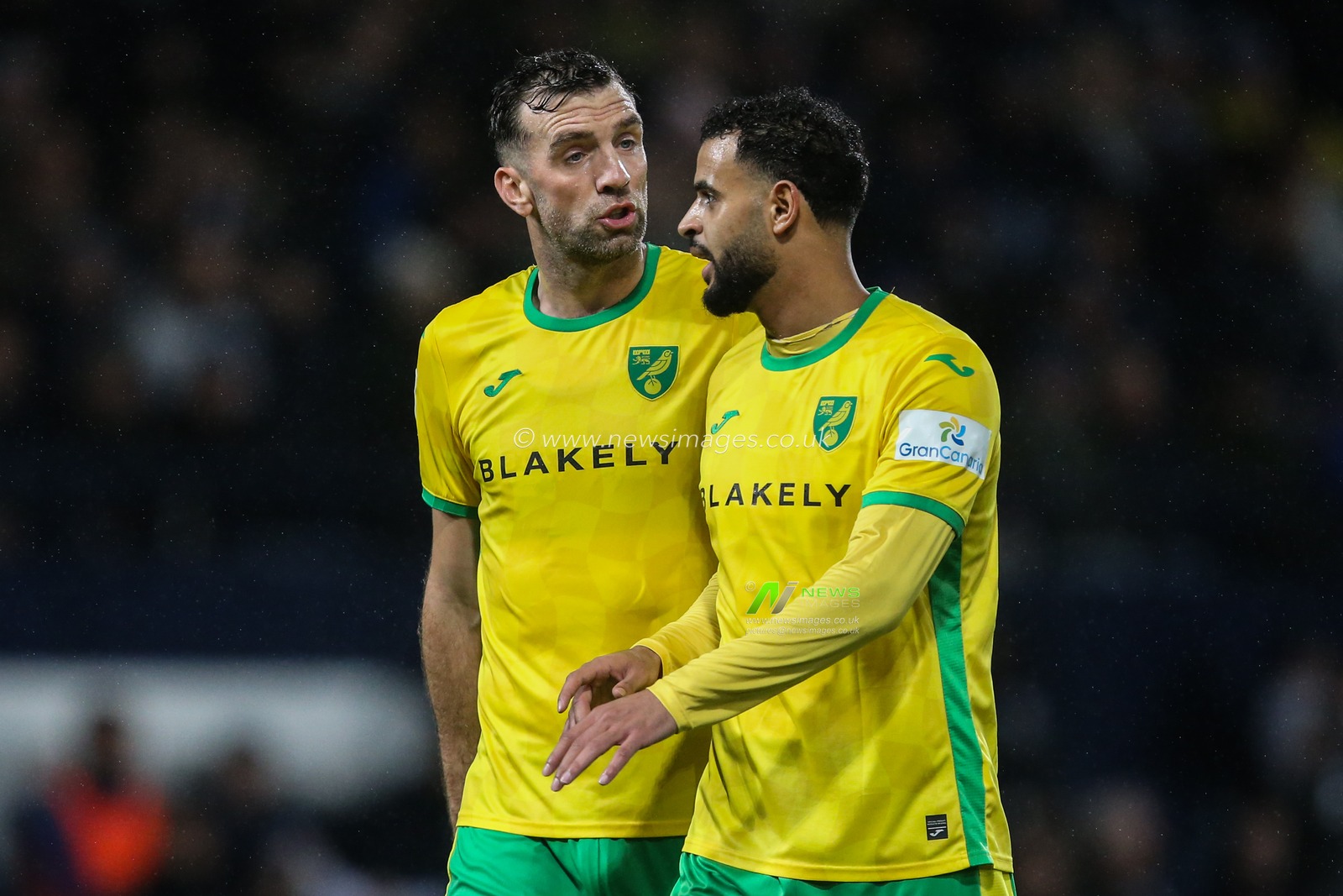 Shane Duffy of Norwich City talks to Anis Slimane of Norwich City during the Sky Bet Championship match West Bromwich Albion vs Norwich City at The Hawthorns, West Bromwich, United Kingdom, 23rd November 2024

(Photo by Gareth Evans/News Images)