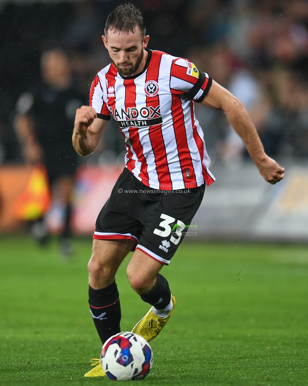 Rhys Norrington-Davies #33 of Sheffield United during the Sky Bet Championship match Swansea City vs Sheffield United at Swansea.com Stadium, Swansea, United Kingdom, 13th September 2022

(Photo by Mike Jones/News Images)