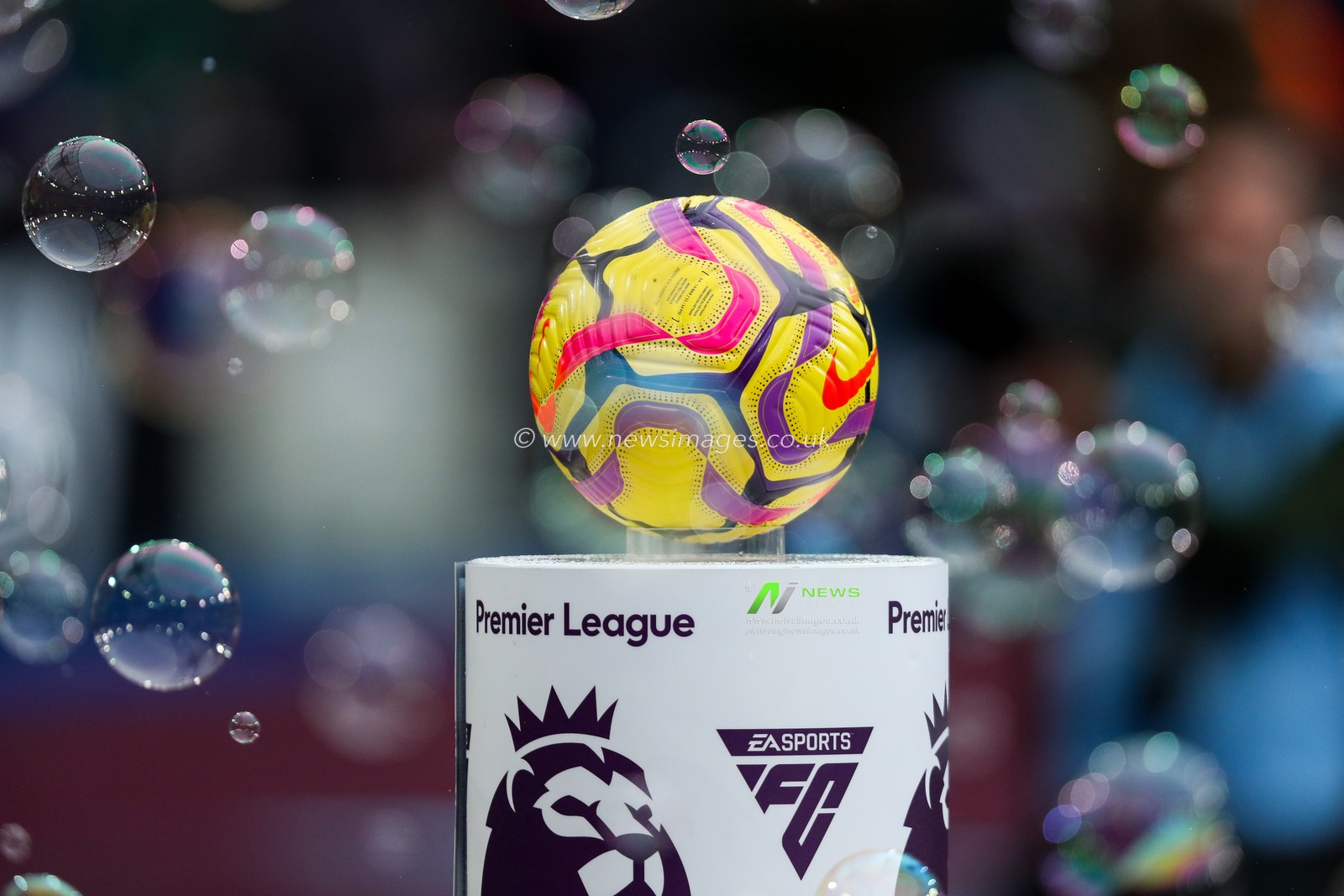 A general view of the Nike Flight match ball prior to the Premier League match West Ham United vs Brentford at London Stadium, London, United Kingdom, 15th February 2025

(Photo by Izzy Poles/News Images)