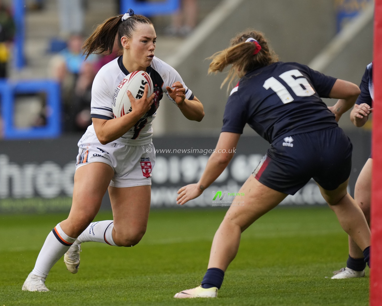 Hollie-Mae Dodd #12 of England drives at the French line during the Mid Season International match England Women vs France Women at Halliwell Jones Stadium, Warrington, United Kingdom, 29th April 2023

(Photo by Steve Flynn/News Images)