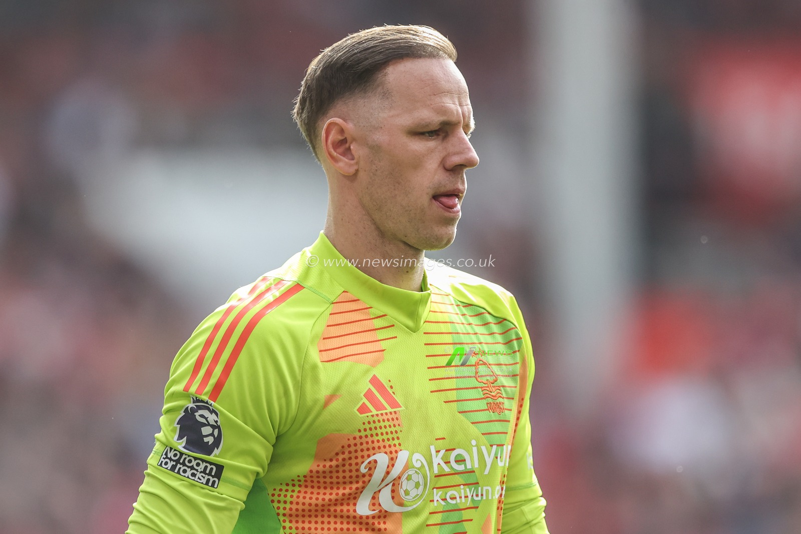 Matz Sels of Nottingham Forest during the Premier League match Nottingham Forest vs Everton at City Ground, Nottingham, United Kingdom, 12th April 2025

(Photo by Alfie Cosgrove/News Images)