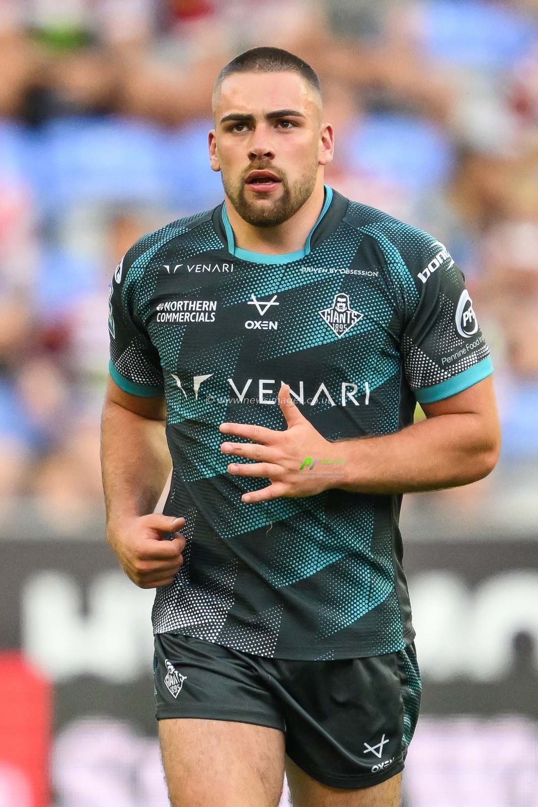 Sam Hewitt of Huddersfield Giants during the Betfred Super League Round 20 match Wigan Warriors vs Huddersfield Giants at DW Stadium, Wigan, United Kingdom, 1st August 2024

(Photo by Craig Thomas/News Images)