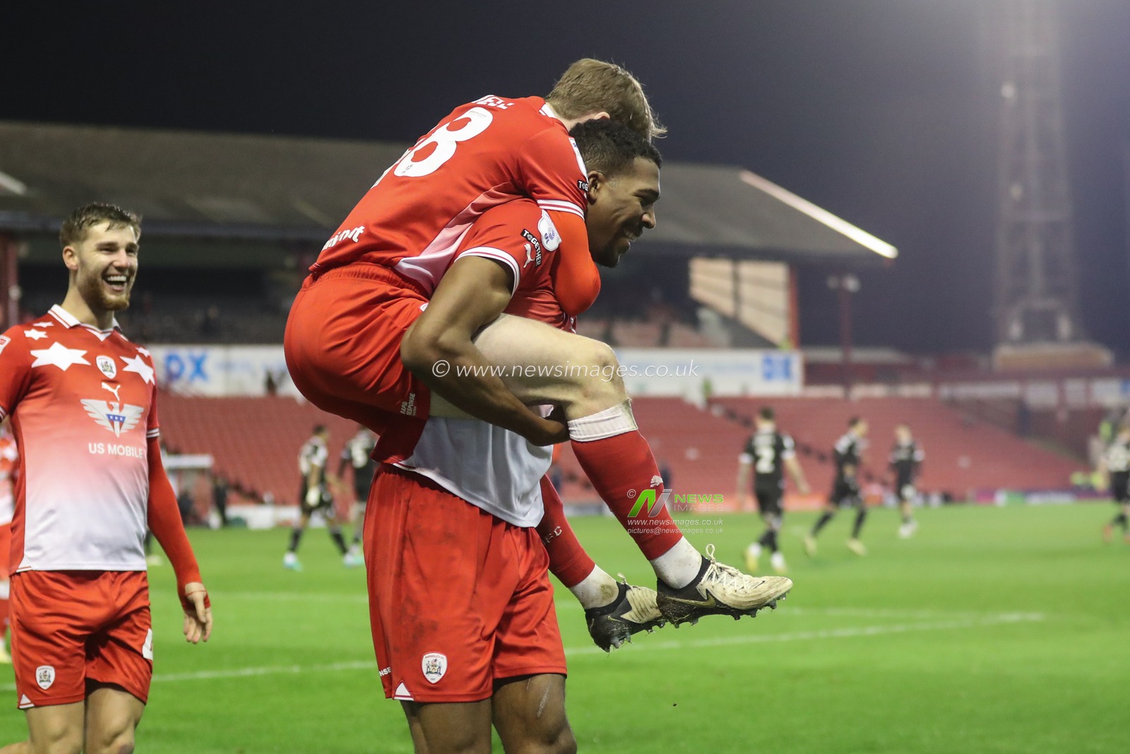 Donovan Pines of Barnsley celebrates his goal to make it 2-0 during the Sky Bet League 1 match Barnsley vs Bolton Wanderers at Oakwell, Barnsley, United Kingdom, 5th March 2024

(Photo by Alfie Cosgrove/News Images)