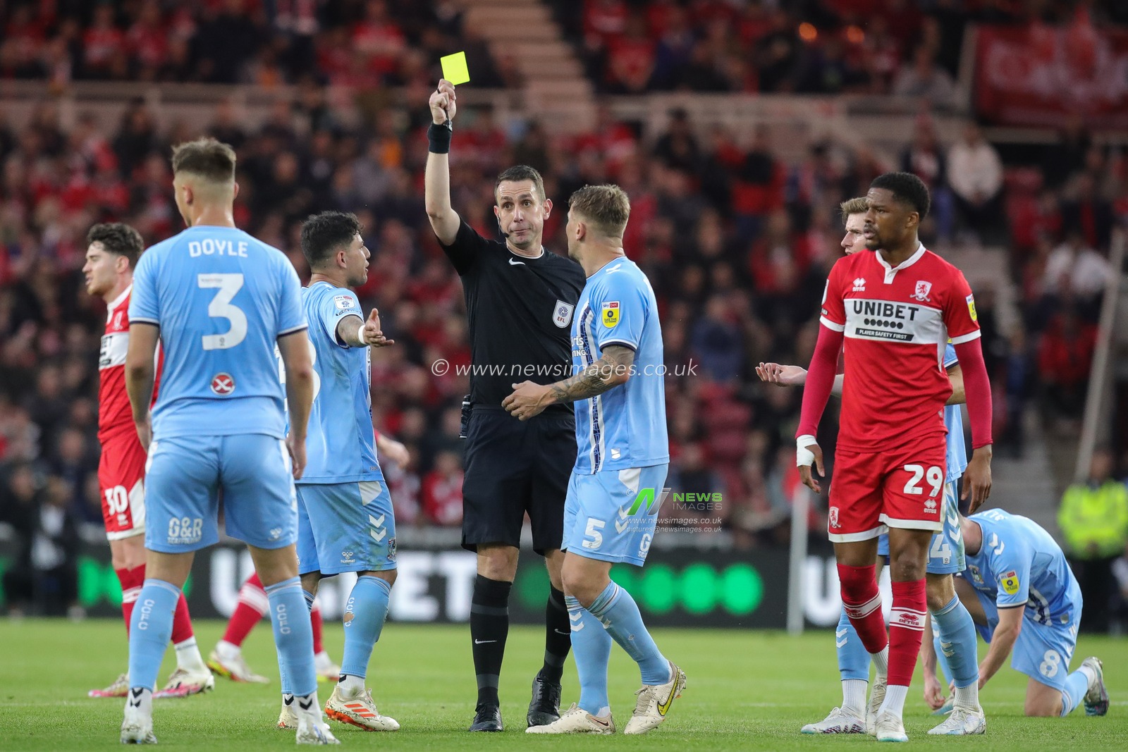 Referee Robert Madley awards a yellow card to Callum Doyle #3 of Coventry City during the Sky Bet Championship Play-Off match Middlesbrough vs Coventry City at Riverside Stadium, Middlesbrough, United Kingdom, 17th May 2023

(Photo by James Heaton/News Images)