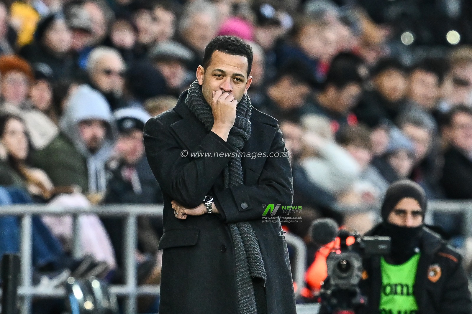 Liam Rosenior Manager of Hull City during the Sky Bet Championship match Swansea City vs Hull City at Swansea.com Stadium, Swansea, United Kingdom, 25th November 2023

(Photo by Craig Thomas/News Images)