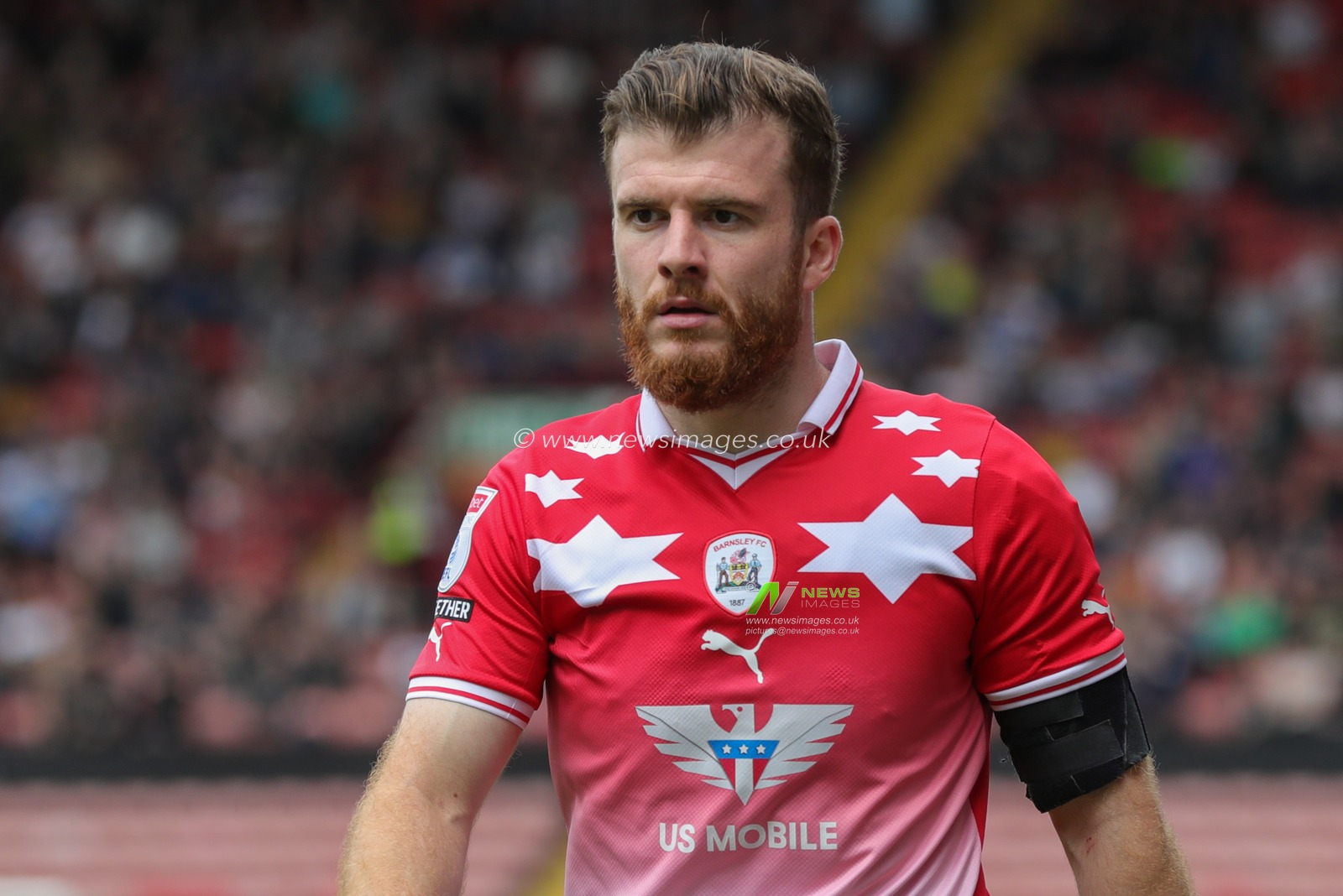 Nicky Cadden #7 of Barnsley during the Sky Bet League 1 match Barnsley vs Port Vale at Oakwell, Barnsley, United Kingdom, 5th August 2023

(Photo by Alfie Cosgrove/News Images)