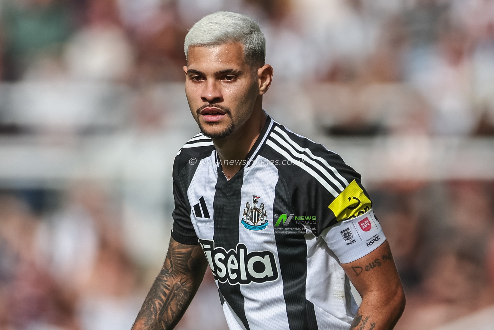 Bruno GuimarÃ£es of Newcastle United during the Premier League match Newcastle United vs Manchester City at St. James's Park, Newcastle, United Kingdom, 28th September 2024

(Photo by Mark Cosgrove/News Images)