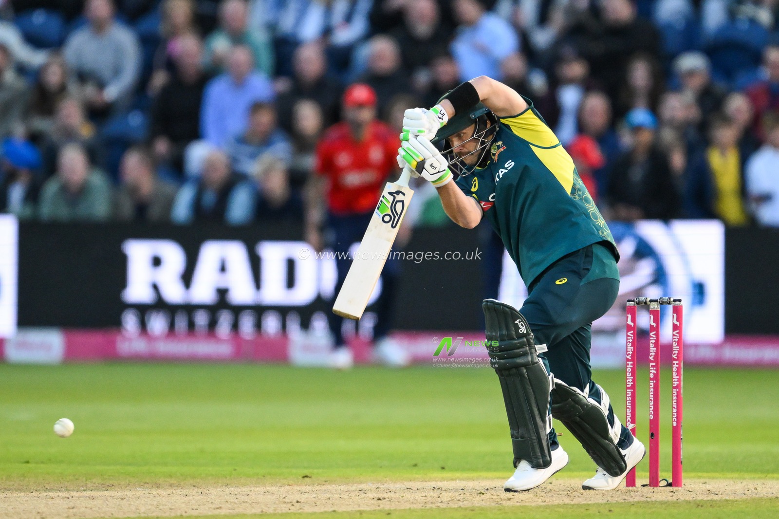 Josh Inglis of Australia plays a shot during the Second Vitality IT20 Series England v Australia at Sophia Gardens Cricket Ground, Cardiff, United Kingdom, 13th September 2024

(Photo by Craig Thomas/News Images)