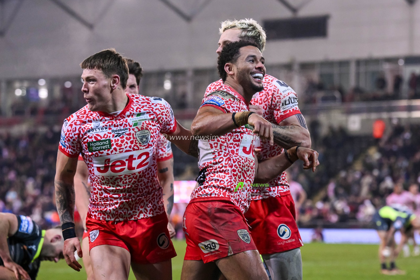 Umyla Hanley of Leigh Leopards celebrates his try during the Betfred Super League Round 3 match Leigh Leopards vs Catalans Dragons at Leigh Sports Village, Leigh, United Kingdom, 28th February 2025

(Photo by Craig Thomas/News Images)