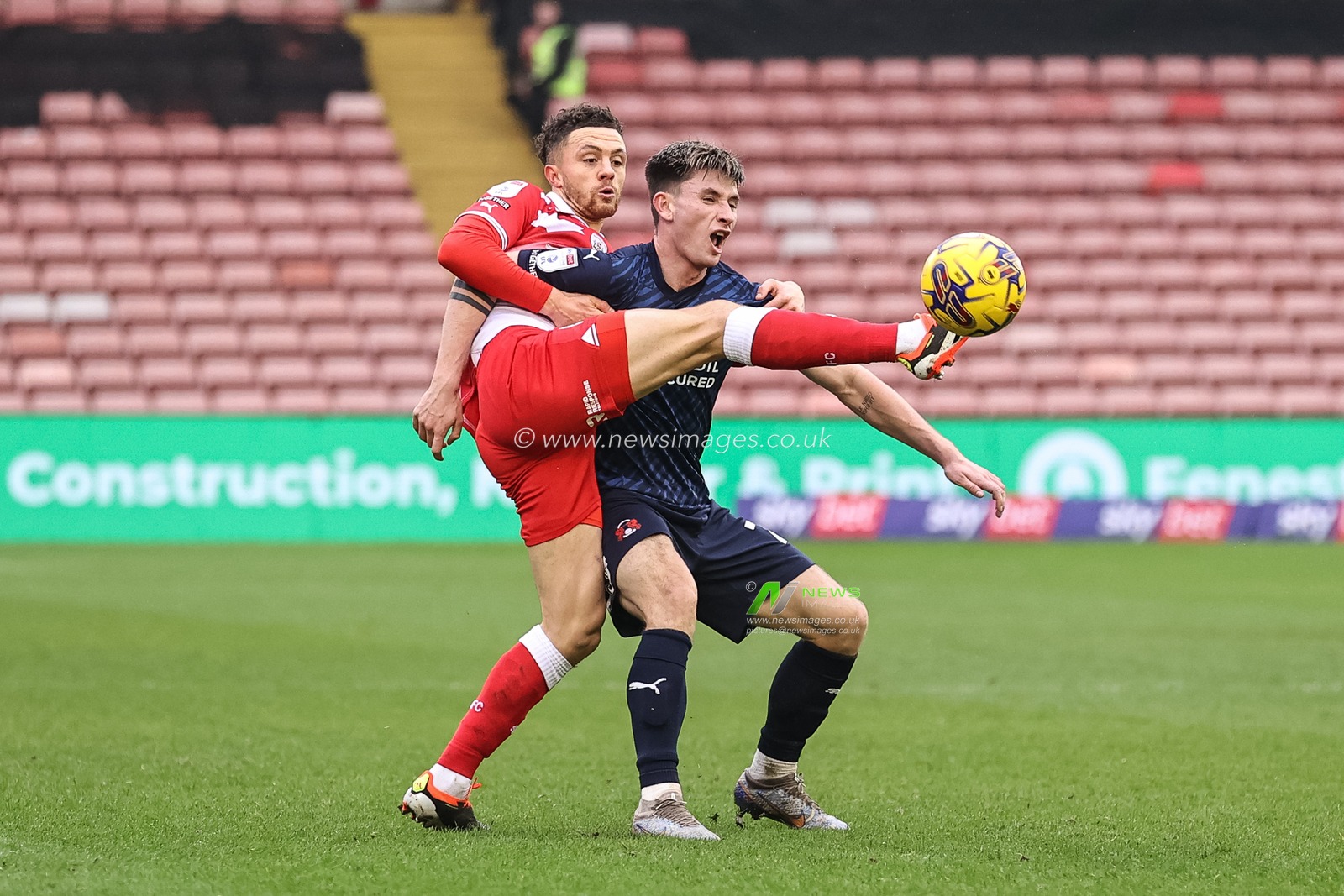 Jordan Williams of Barnsley in action during the Sky Bet League 1 match Barnsley vs Leyton Orient at Oakwell, Barnsley, United Kingdom, 10th February 2024

(Photo by Mark Cosgrove/News Images)