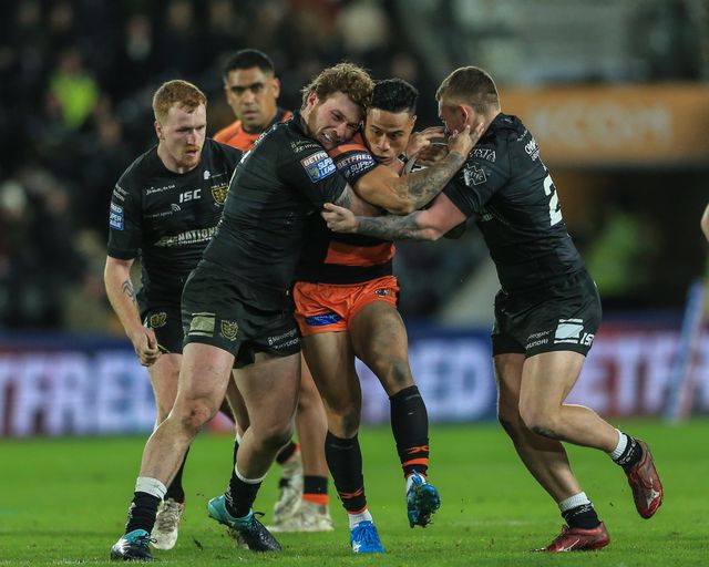 Betfred Super League Round 2 Hull FC vs Castleford Tigers