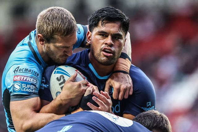 Herman Ese’ese of Hull FC in the pre-game warm up during the Betfred Super League round 23 match St Helens vs Hull FC at Totally Wicked Stadium, St Helens, United Kingdom, 22nd August 2025

(Photo by Alfie Cosgrove/News Images)