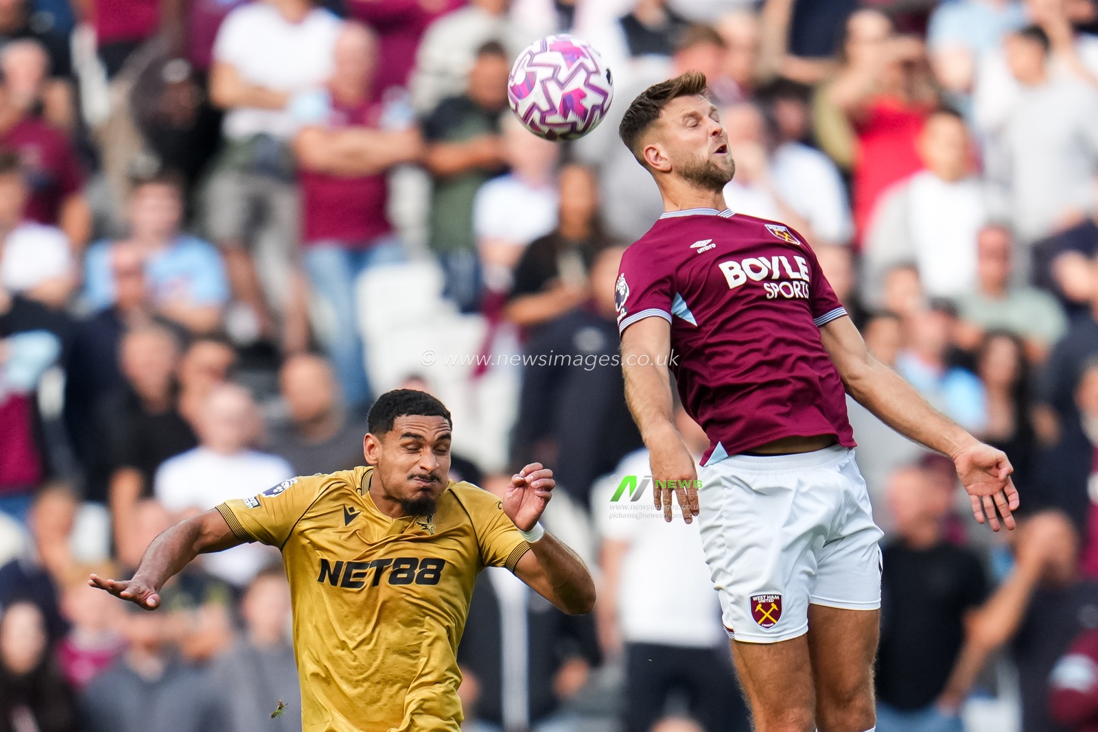 Maxence Lacroix of Crystal Palace and Niclas Fullkrug of West Ham United during the Premier League match West Ham United vs Crystal Palace at London Stadium, London, United Kingdom, 20th September 2025

(Photo by Harvey Murphy/News Images)
