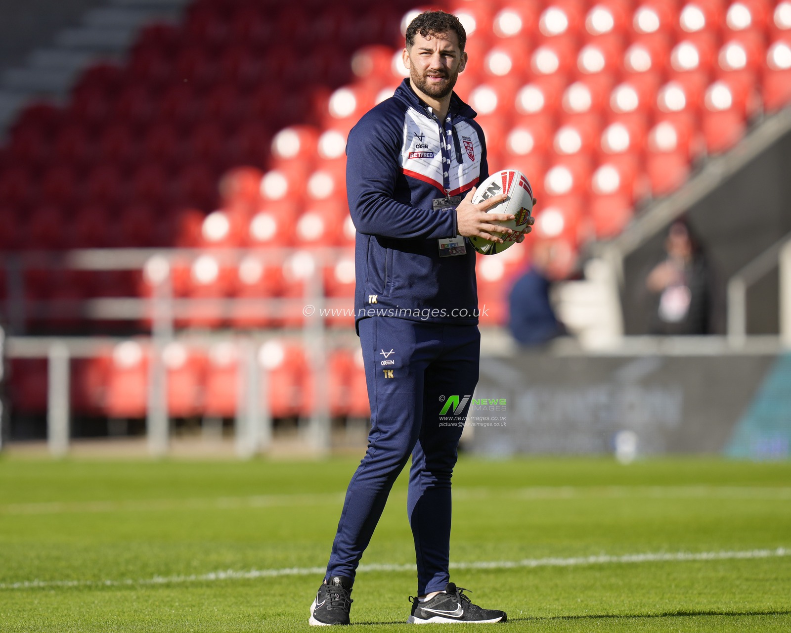 Toby King #3 of England inspects the pitch before the Rugby League International match England vs Tonga at Totally Wicked Stadium, St Helens, United Kingdom, 22nd October 2023

(Photo by Steve Flynn/News Images)
