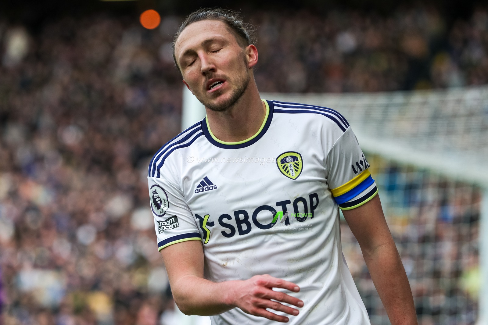 A dejected Luke Ayling #2 of Leeds United during the Premier League match Leeds United vs Southampton at Elland Road, Leeds, United Kingdom, 25th February 2023

(Photo by James Heaton/News Images)