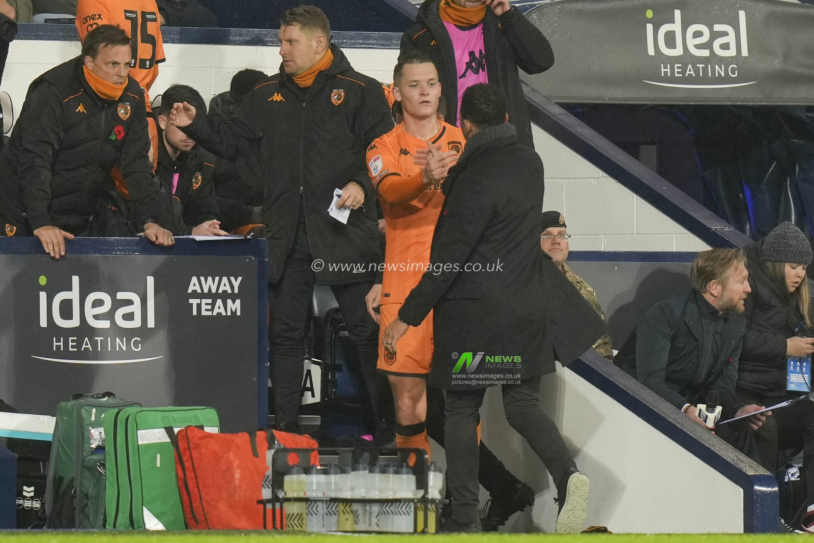 Liam Rosenior, manager of Hull City thanks Sean McLoughlin #6 of Hull City after substituting him during the Sky Bet Championship match West Bromwich Albion vs Hull City at The Hawthorns, West Bromwich, United Kingdom, 4th November 2023

(Photo by Steve Flynn/News Images)