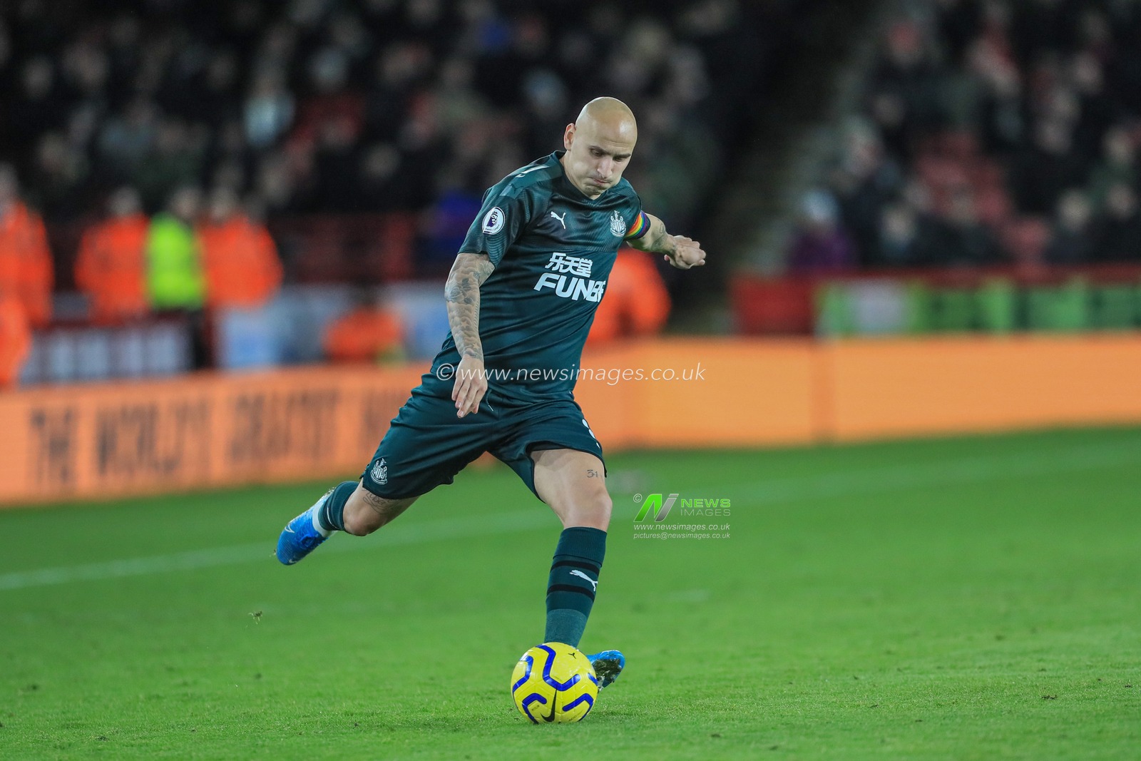 5th December 2019, Bramall Lane, Sheffield, England; Premier League, Sheffield United v Newcastle United : Jonjo Shelvey (8) of Newcastle United takes a free-kick

Credit: Mark Cosgrove/News Images