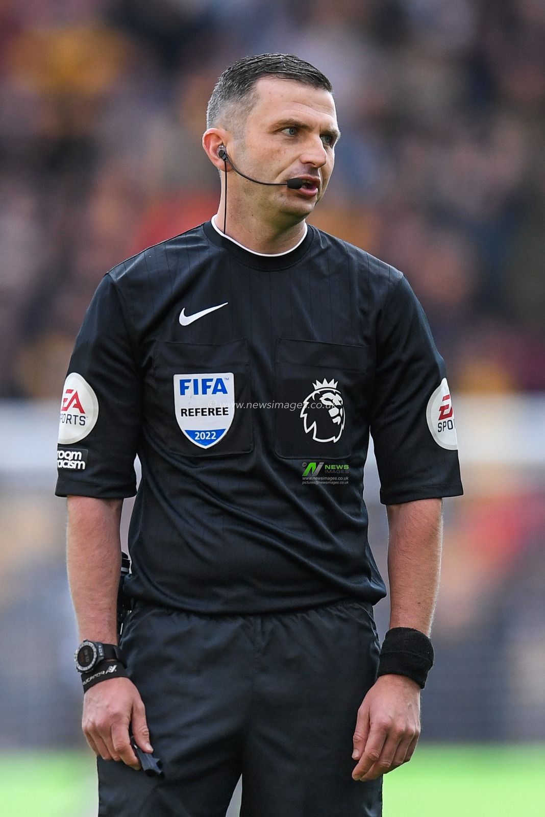 Michael Oliver, referee during the Premier League match Wolverhampton Wanderers vs Leicester City at Molineux, Wolverhampton, United Kingdom, 23rd October 2022

(Photo by Mike Jones/News Images)