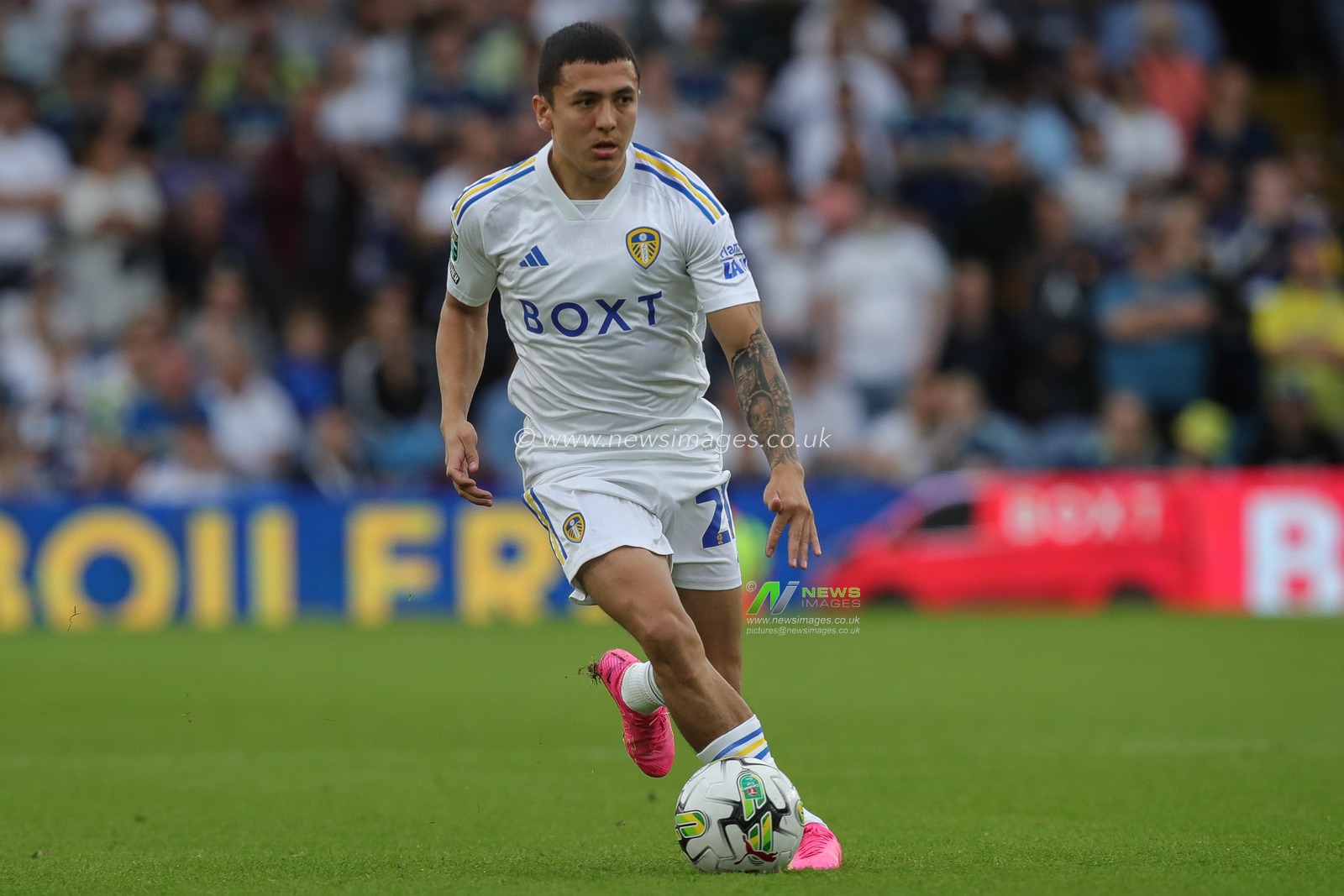 Ian Poveda #27 of Leeds United on the ball during the Carabao Cup match Leeds United vs Shrewsbury Town at Elland Road, Leeds, United Kingdom, 9th August 2023

(Photo by James Heaton/News Images)