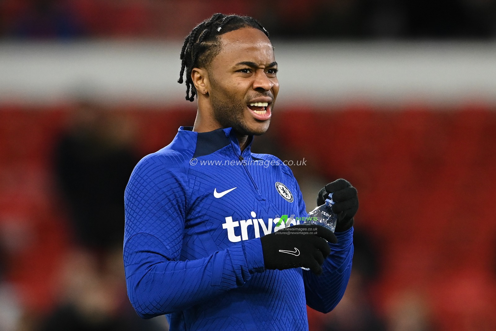 Raheem Sterling #17 of Chelsea takes a drink before the Premier League match Nottingham Forest vs Chelsea at City Ground, Nottingham, United Kingdom, 1st January 2023

(Photo by Craig Thomas/News Images)